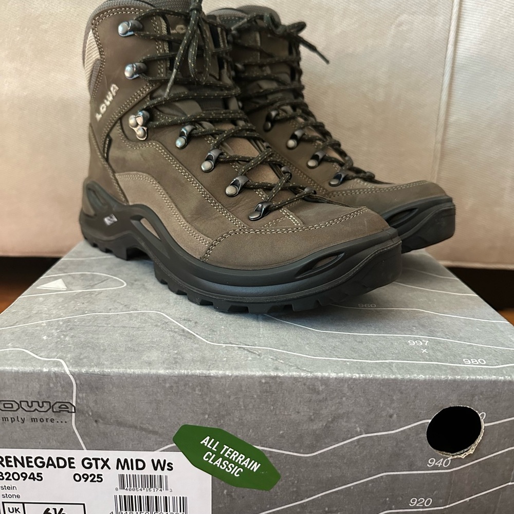 Lowa Renegade GTX Mid Women’s Boots - Sepia Size 8.5